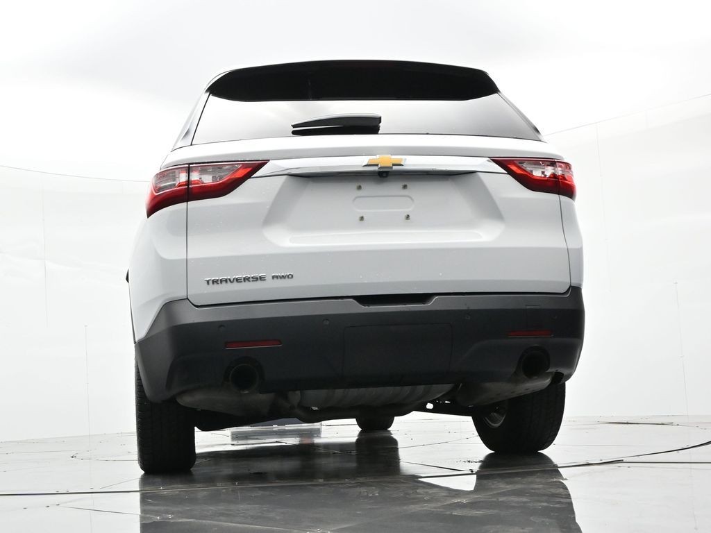 Chevrolet Traverse Vehicle Full-screen Gallery Image 27