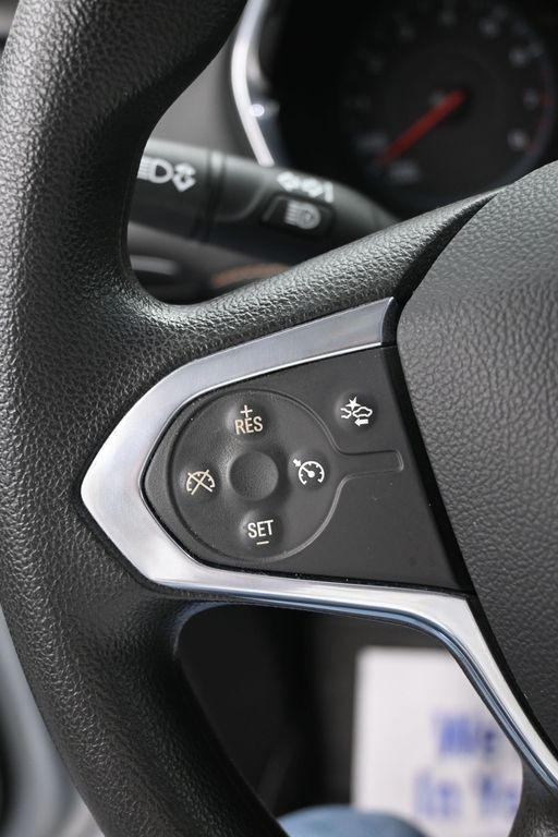 Chevrolet Traverse Vehicle Full-screen Gallery Image 18