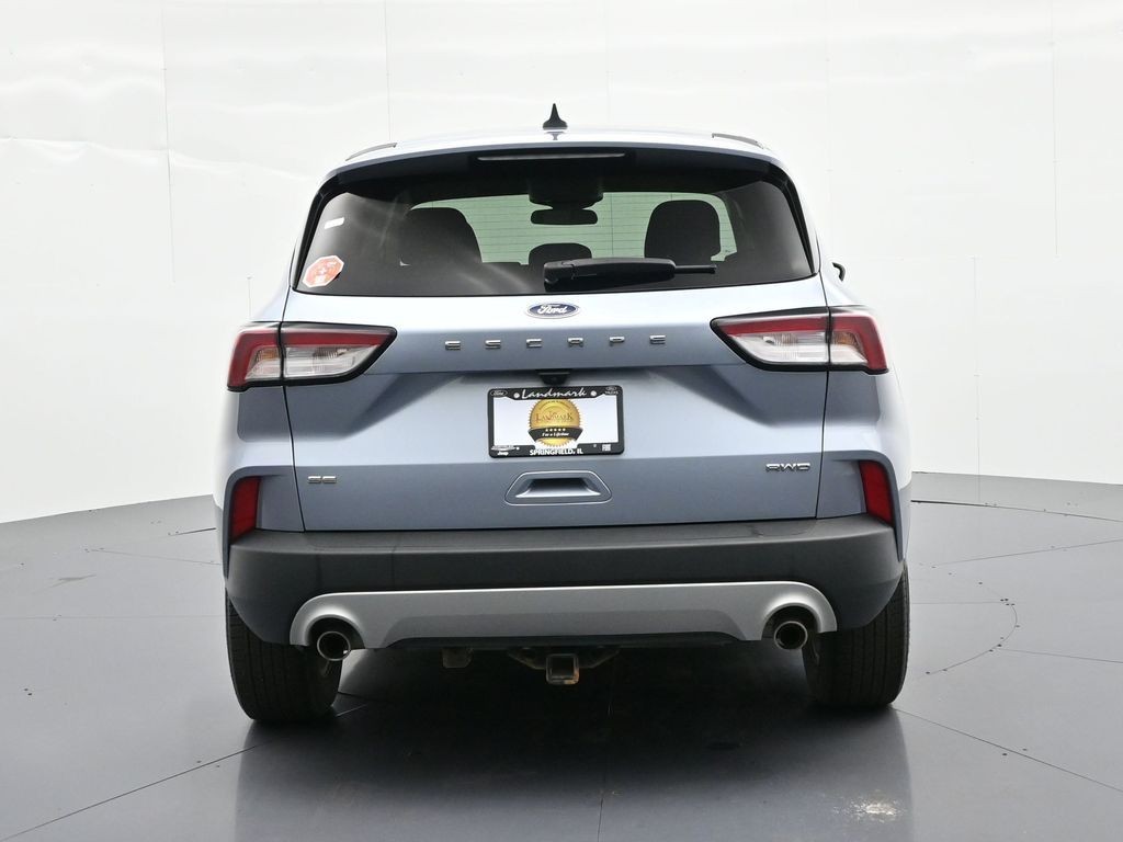 Ford Escape Vehicle Full-screen Gallery Image 07