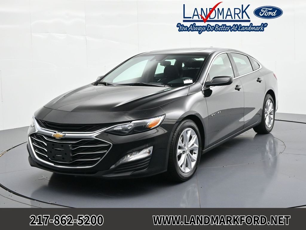 Chevrolet Malibu Vehicle Full-screen Gallery Image 01