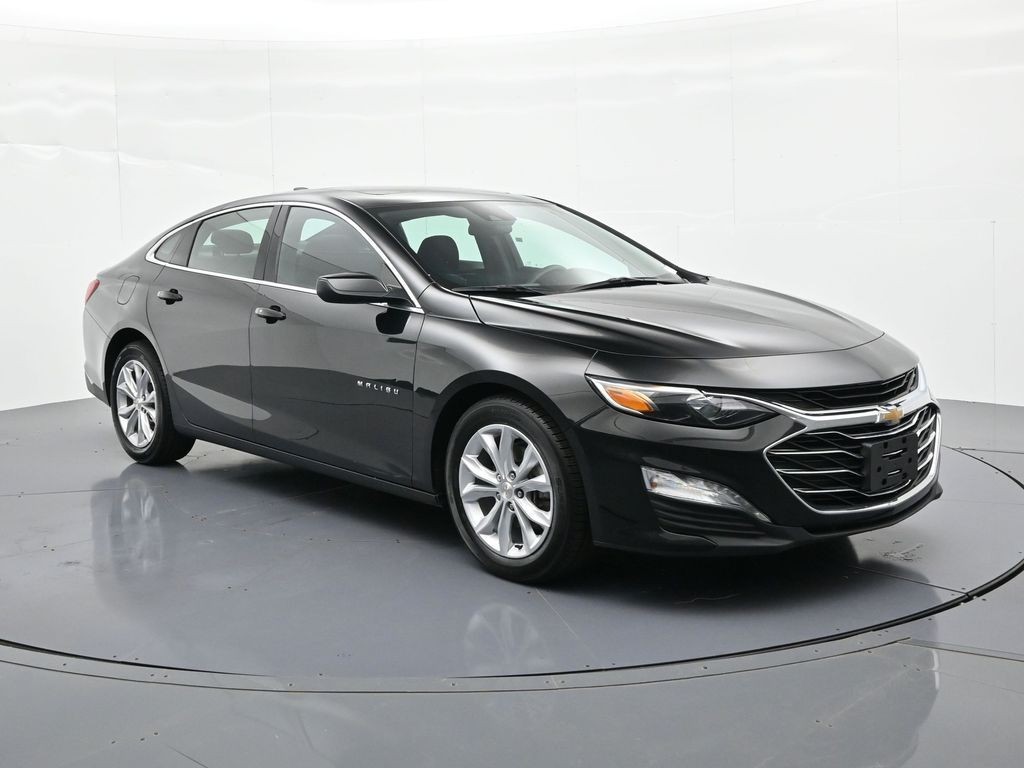 Chevrolet Malibu Vehicle Full-screen Gallery Image 04