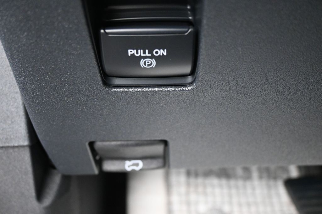 Ford Bronco Vehicle Full-screen Gallery Image 22