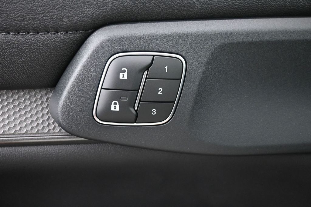 Ford Ranger Vehicle Full-screen Gallery Image 19