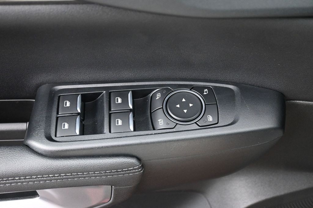 Ford Ranger Vehicle Full-screen Gallery Image 20