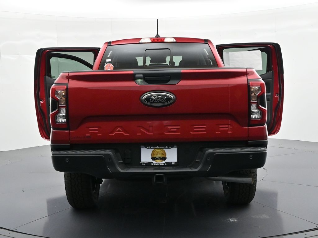 Ford Ranger Vehicle Full-screen Gallery Image 36