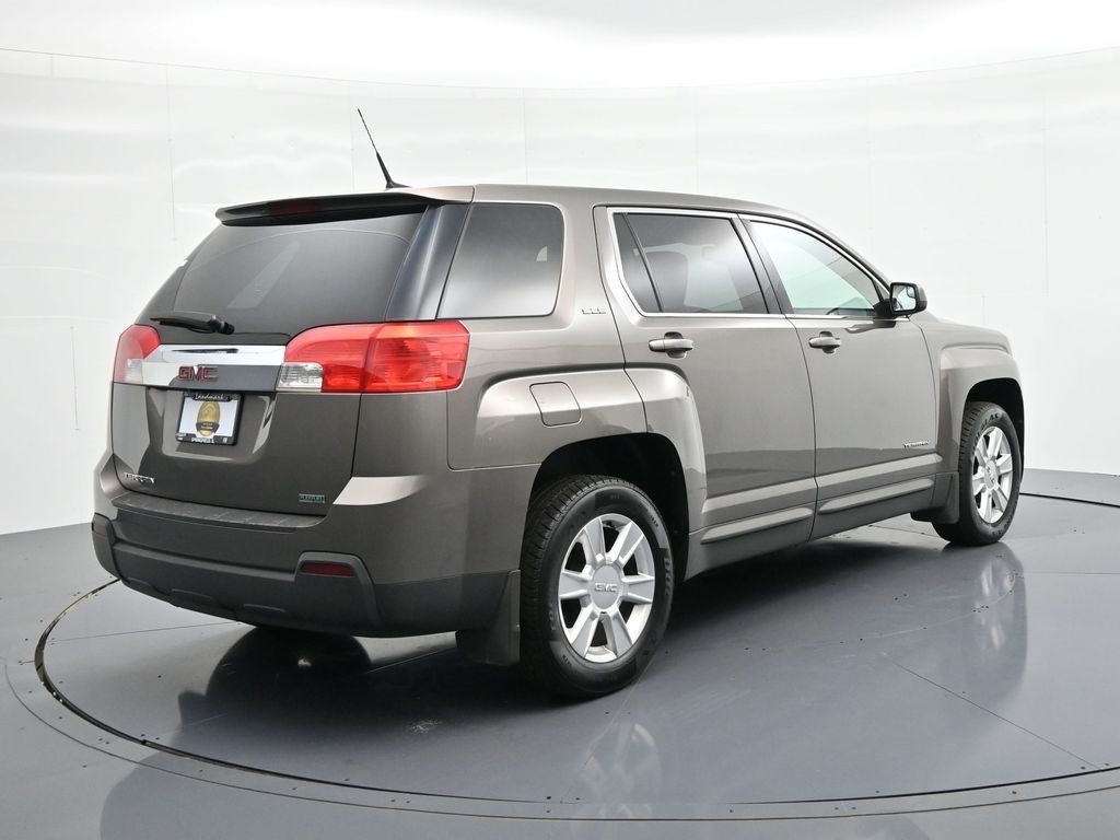 GMC Terrain Vehicle Full-screen Gallery Image 06