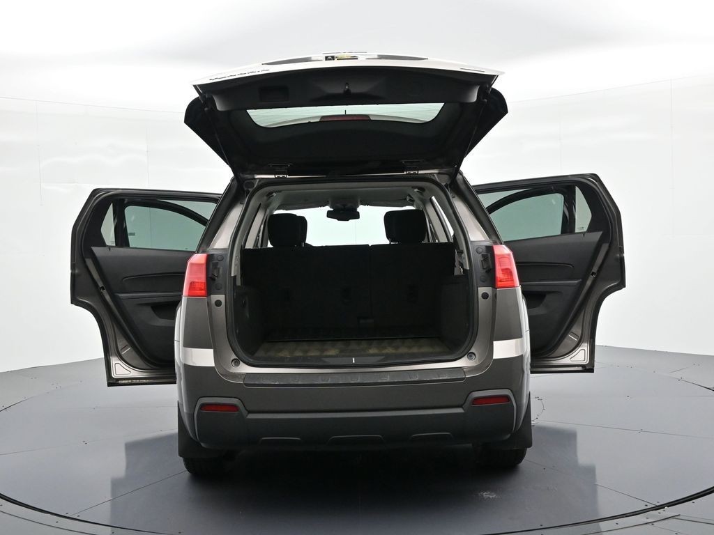 GMC Terrain Vehicle Full-screen Gallery Image 31