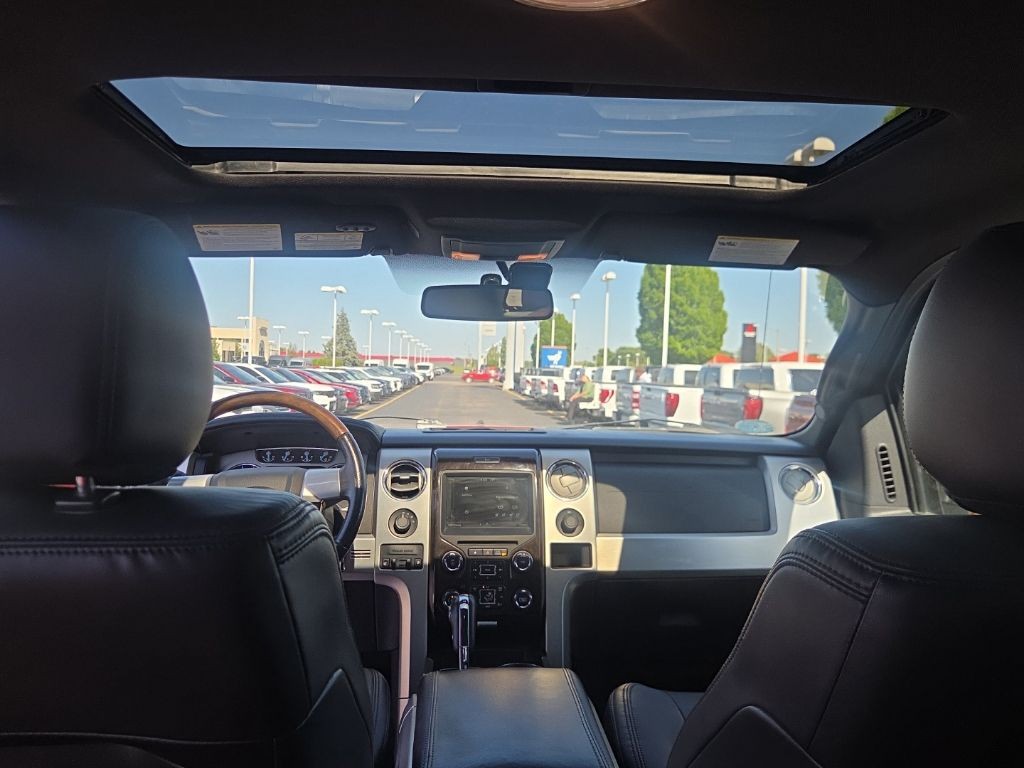 Ford F-150 Vehicle Full-screen Gallery Image 20
