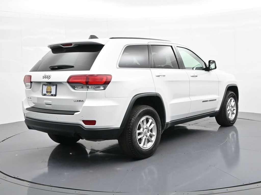 Jeep Grand Cherokee Vehicle Full-screen Gallery Image 6