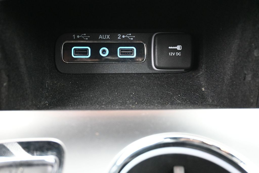 Jeep Grand Cherokee Vehicle Full-screen Gallery Image 14