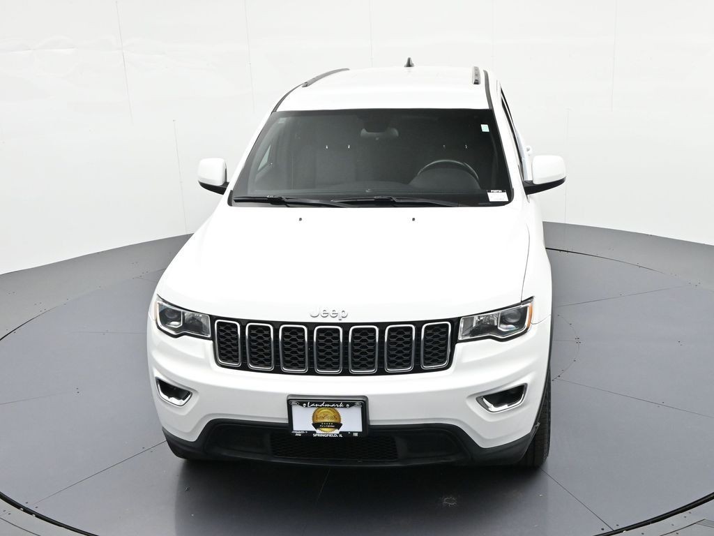 Jeep Grand Cherokee Vehicle Full-screen Gallery Image 20
