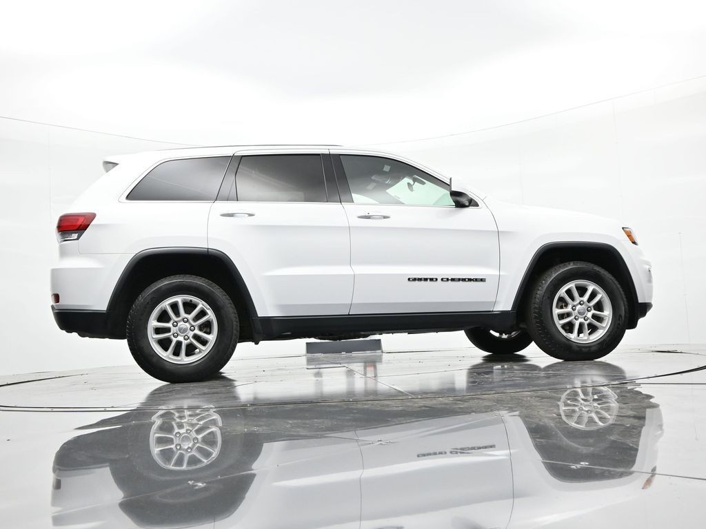 Jeep Grand Cherokee Vehicle Full-screen Gallery Image 26