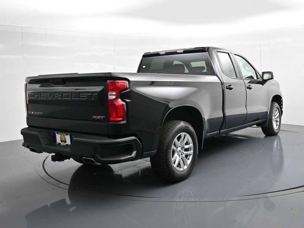Chevrolet Silverado 1500 Vehicle Full-screen Gallery Image 06
