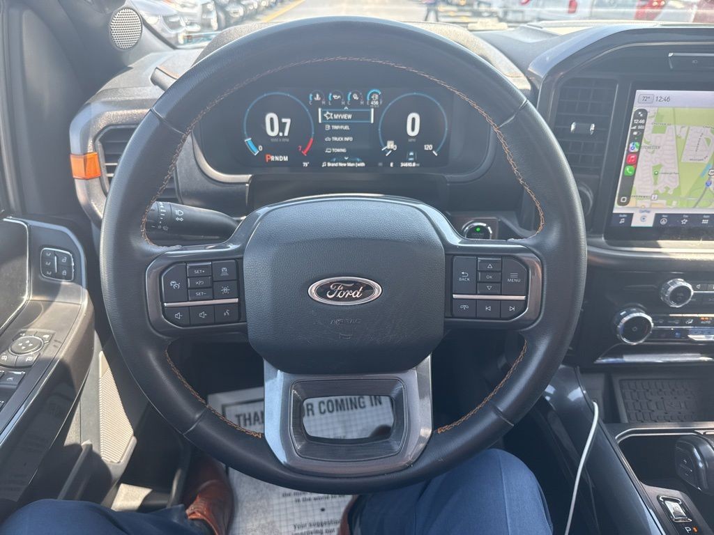 Ford F-150 Vehicle Full-screen Gallery Image 15