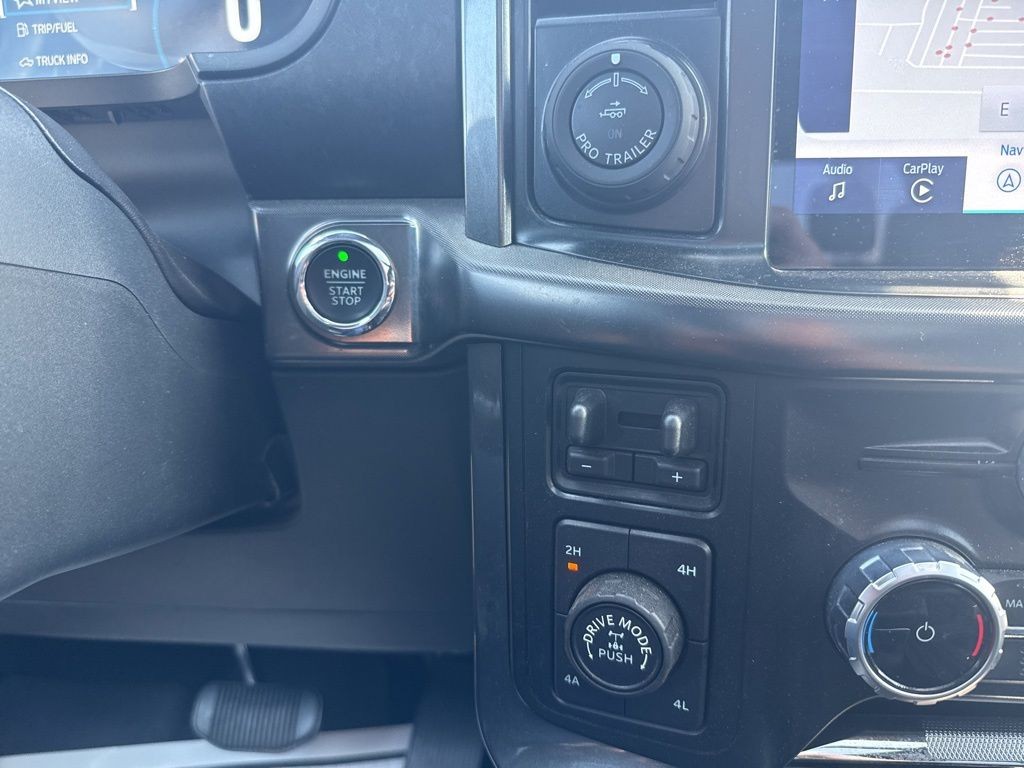 Ford F-150 Vehicle Full-screen Gallery Image 22
