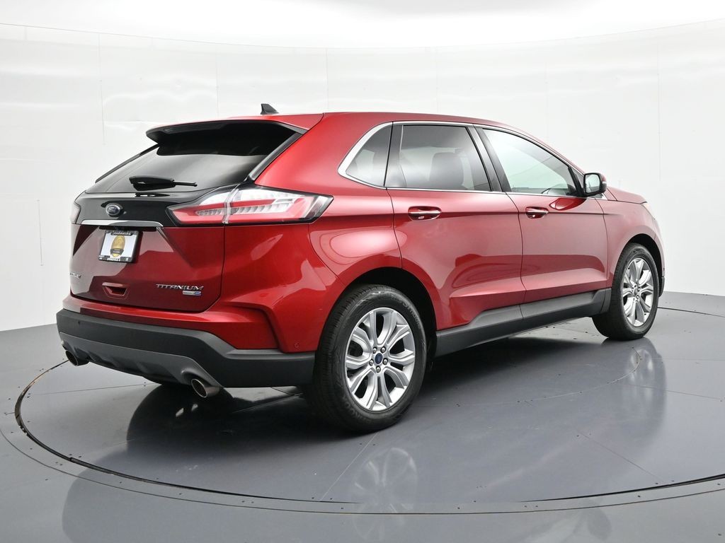 Ford Edge Vehicle Full-screen Gallery Image 6
