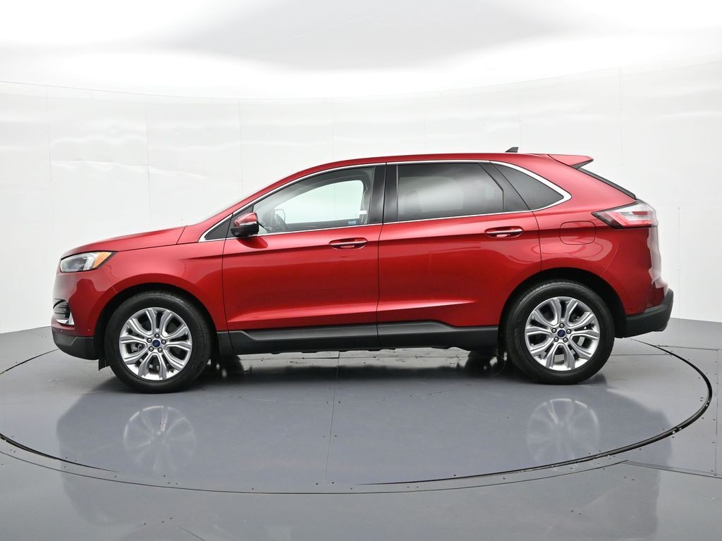 Ford Edge Vehicle Full-screen Gallery Image 9
