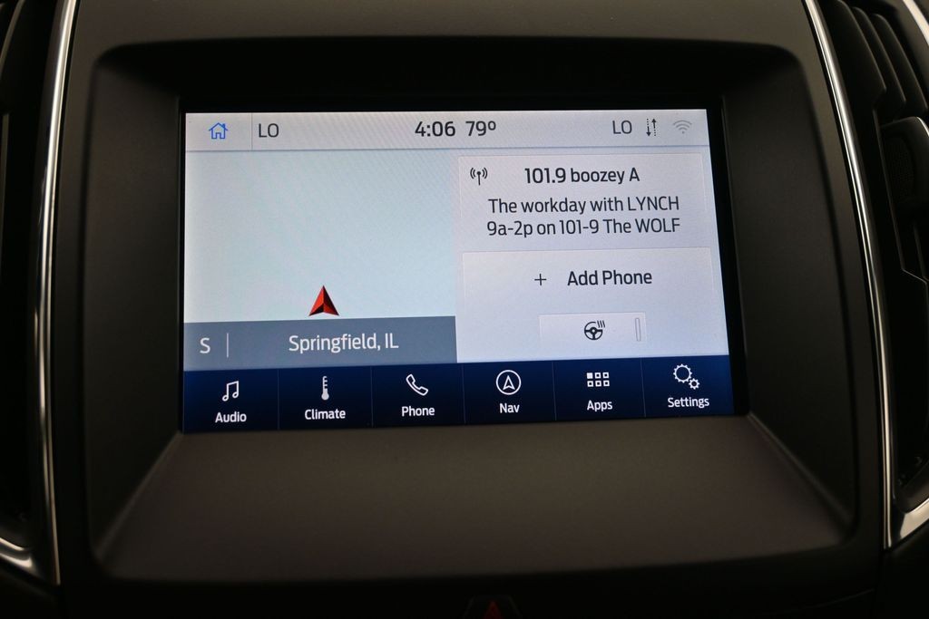Ford Edge Vehicle Full-screen Gallery Image 11