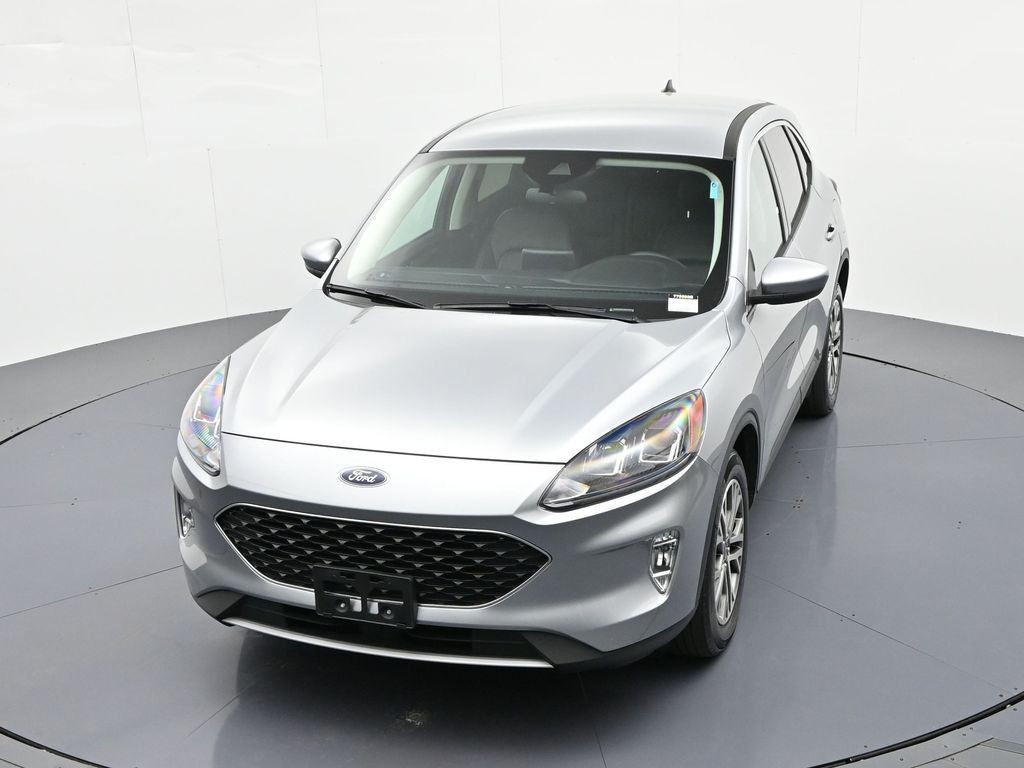 Ford Escape Vehicle Full-screen Gallery Image 24