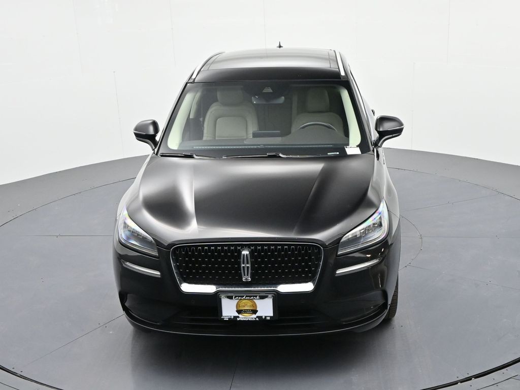 Lincoln Corsair Vehicle Full-screen Gallery Image 18