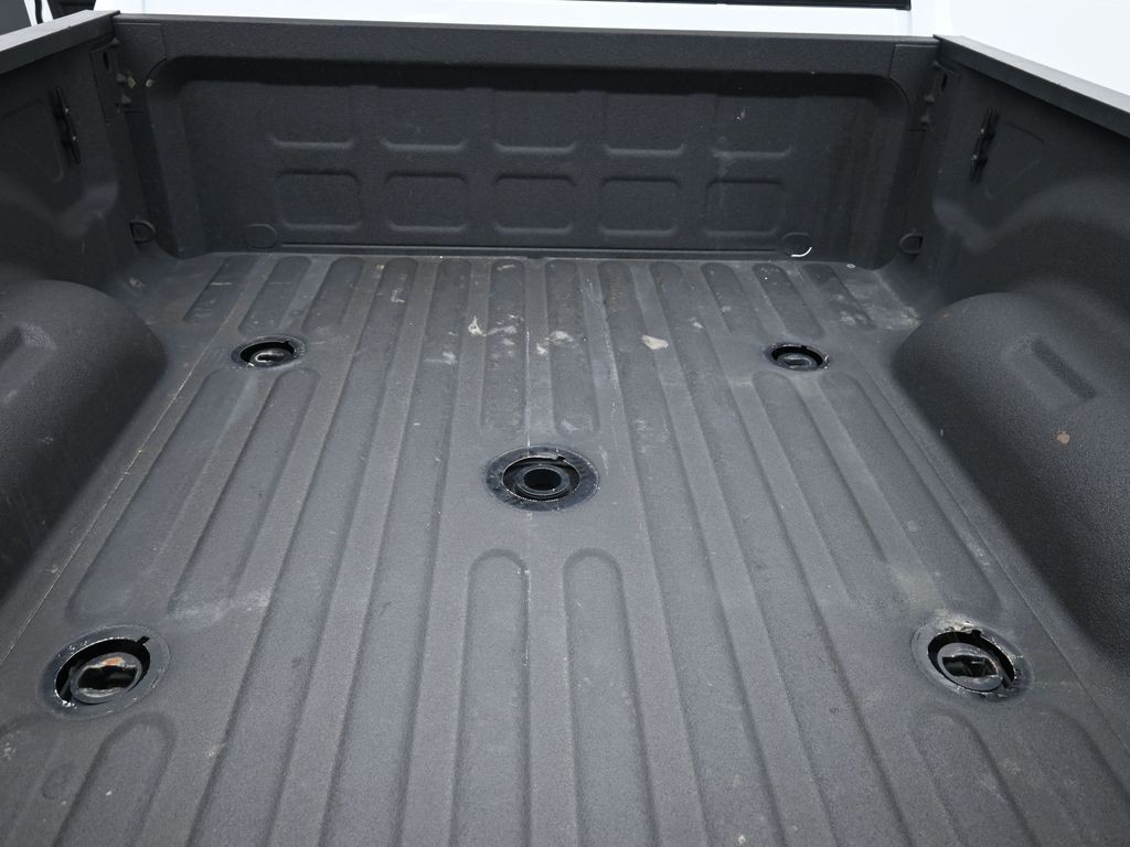 Ram 2500 Vehicle Full-screen Gallery Image 26