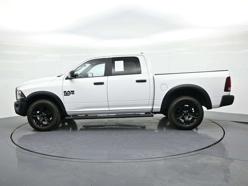 Ram 1500 Classic Vehicle Full-screen Gallery Image 8