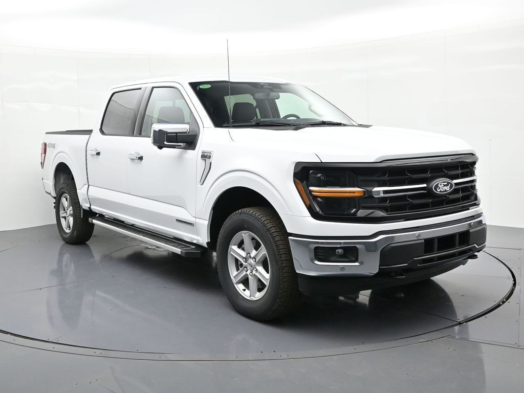Ford F-150 Vehicle Full-screen Gallery Image 4
