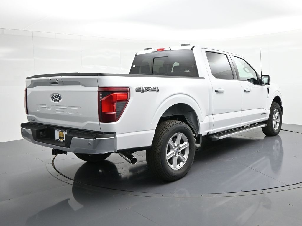 Ford F-150 Vehicle Full-screen Gallery Image 6