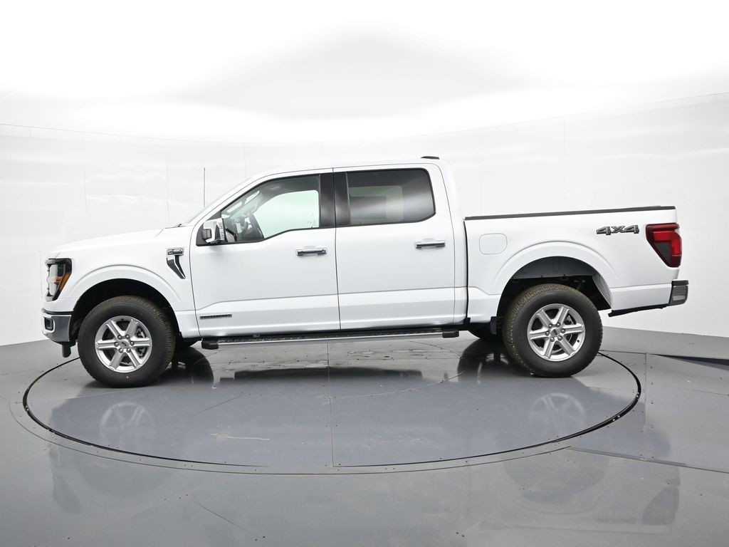 Ford F-150 Vehicle Full-screen Gallery Image 9