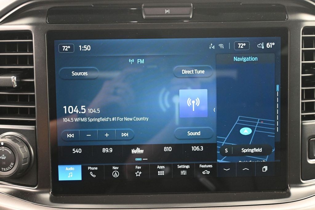 Ford F-150 Vehicle Full-screen Gallery Image 11