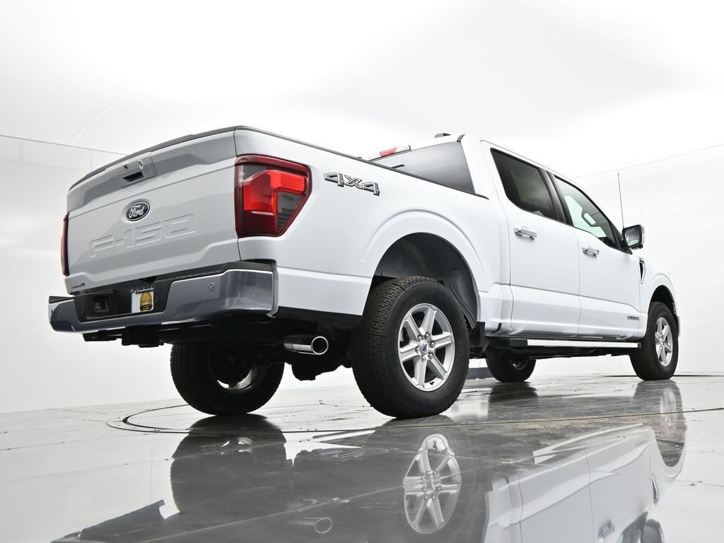 Ford F-150 Vehicle Full-screen Gallery Image 29