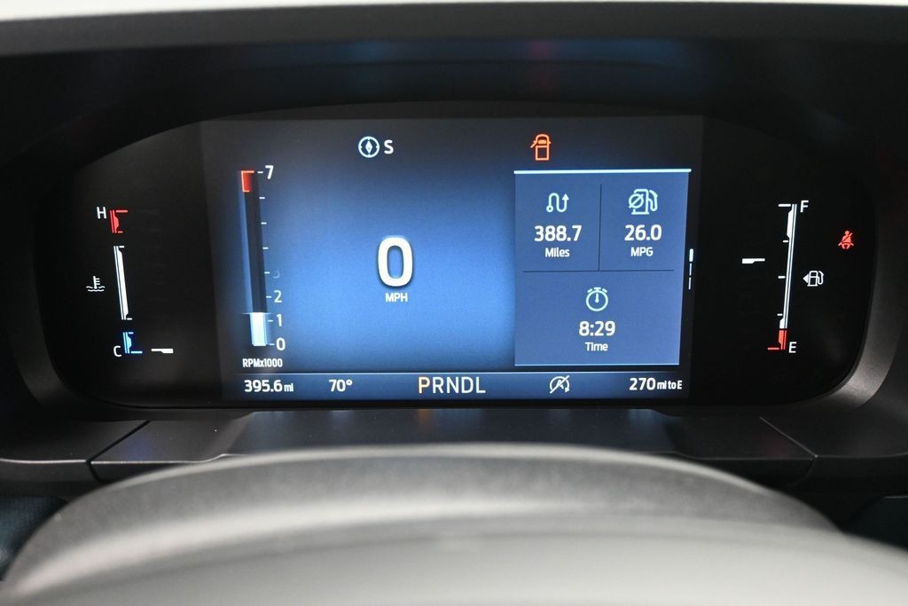 Ford Maverick Vehicle Full-screen Gallery Image 10