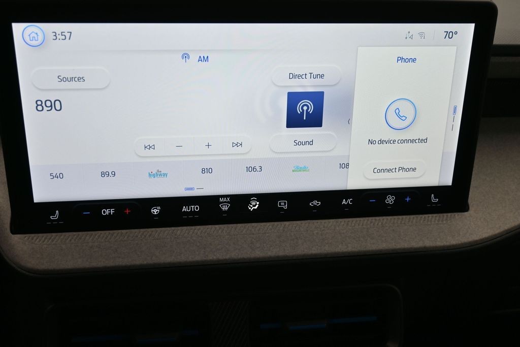 Ford Maverick Vehicle Full-screen Gallery Image 11