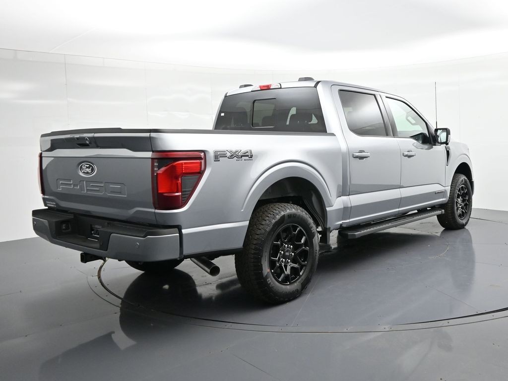 Ford F-150 Vehicle Full-screen Gallery Image 6