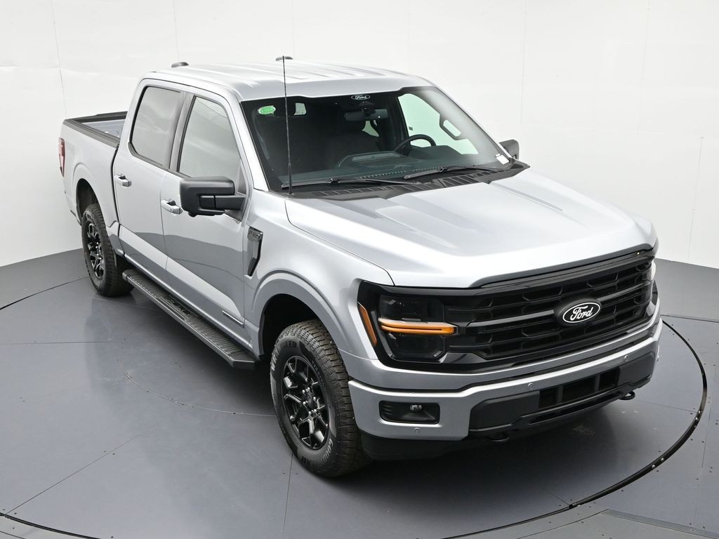 Ford F-150 Vehicle Full-screen Gallery Image 24