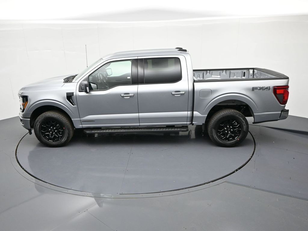 Ford F-150 Vehicle Full-screen Gallery Image 27