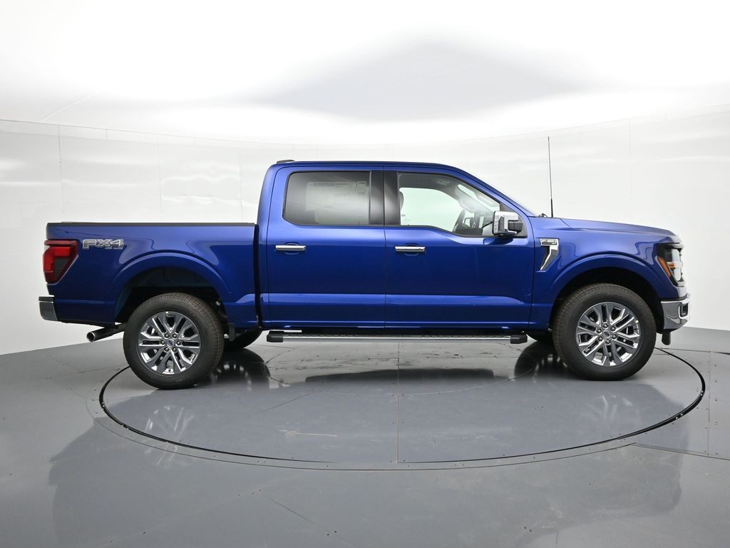 Ford F-150 Vehicle Full-screen Gallery Image 5