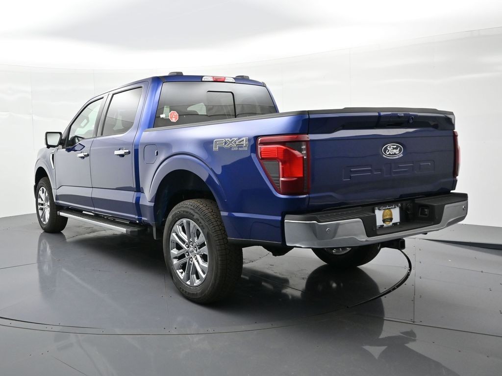 Ford F-150 Vehicle Full-screen Gallery Image 8
