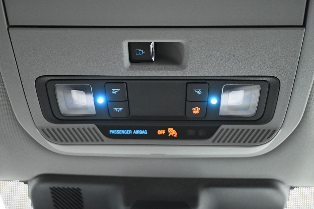Ford F-150 Vehicle Full-screen Gallery Image 22