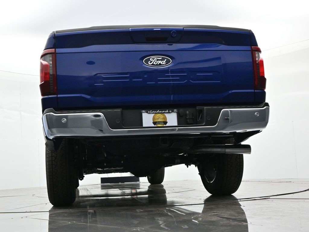 Ford F-150 Vehicle Full-screen Gallery Image 28