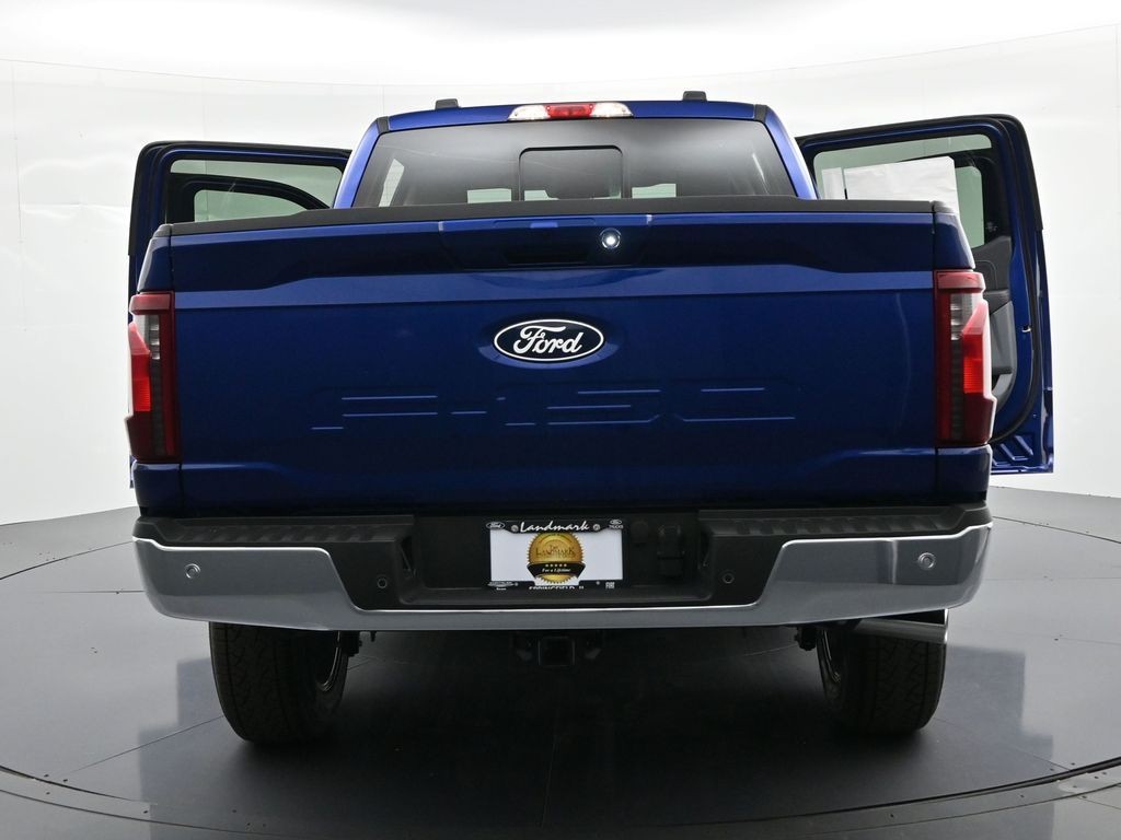 Ford F-150 Vehicle Full-screen Gallery Image 34