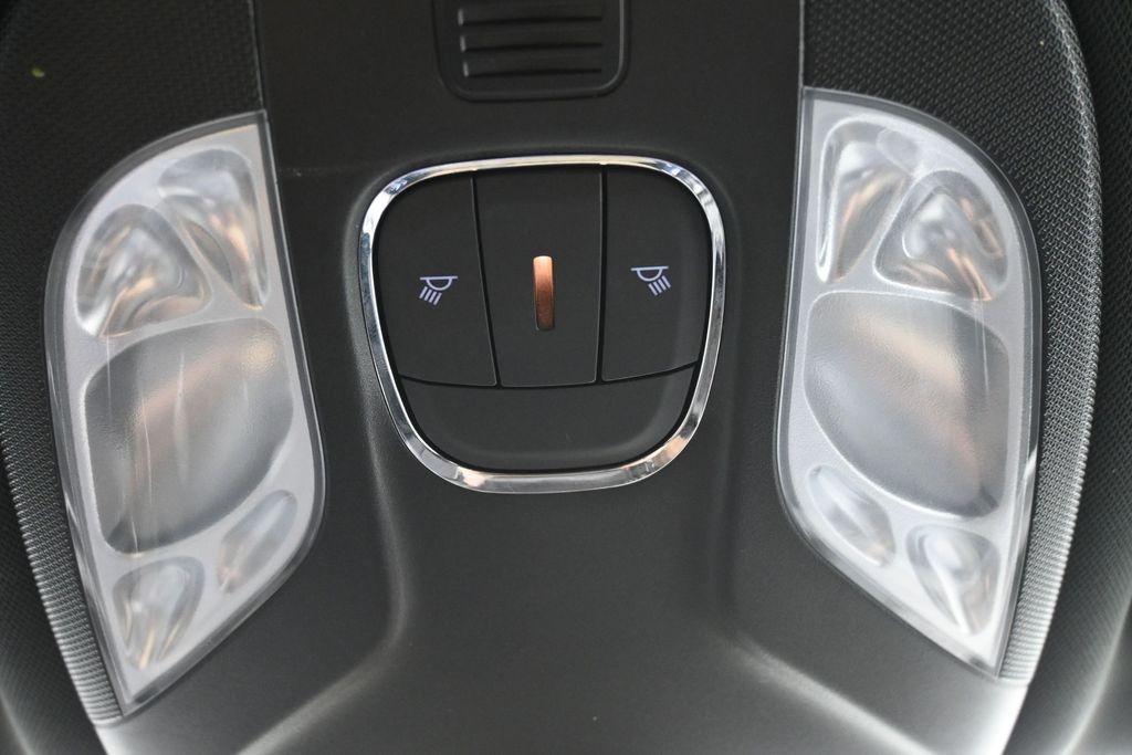 Jeep Compass Vehicle Full-screen Gallery Image 20