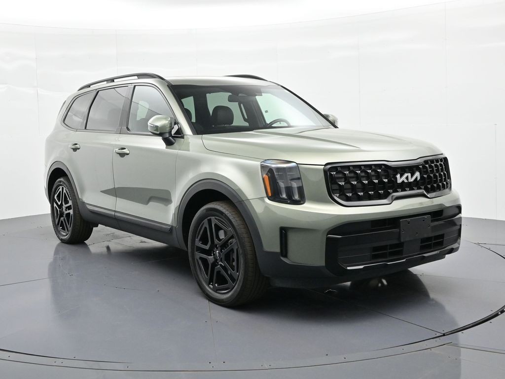 Kia Telluride Vehicle Full-screen Gallery Image 04