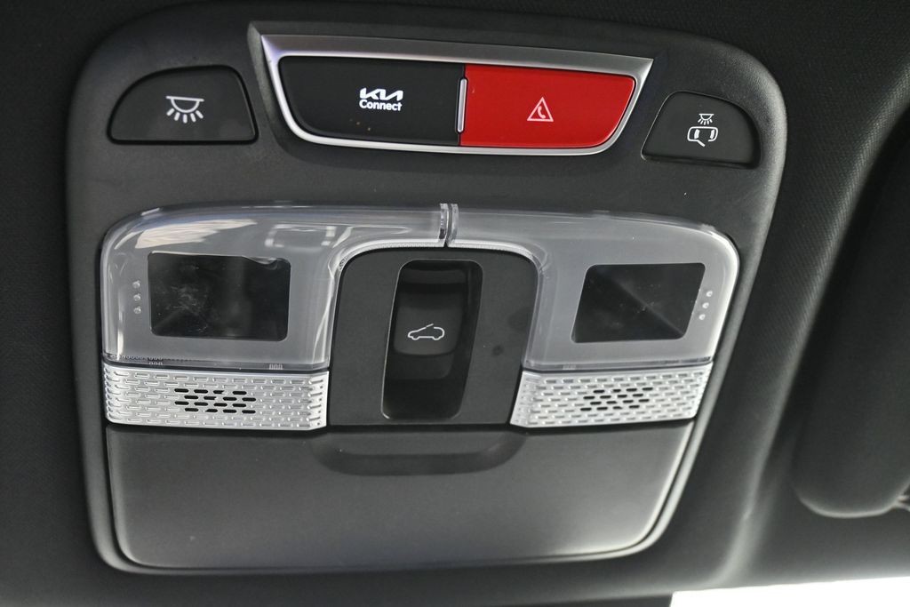 Kia Telluride Vehicle Full-screen Gallery Image 15