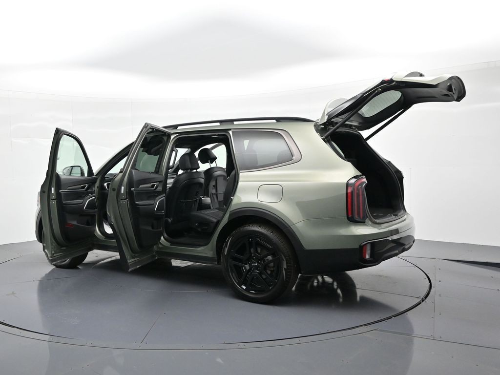 Kia Telluride Vehicle Full-screen Gallery Image 31