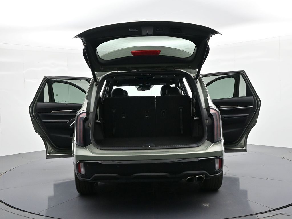 Kia Telluride Vehicle Full-screen Gallery Image 33