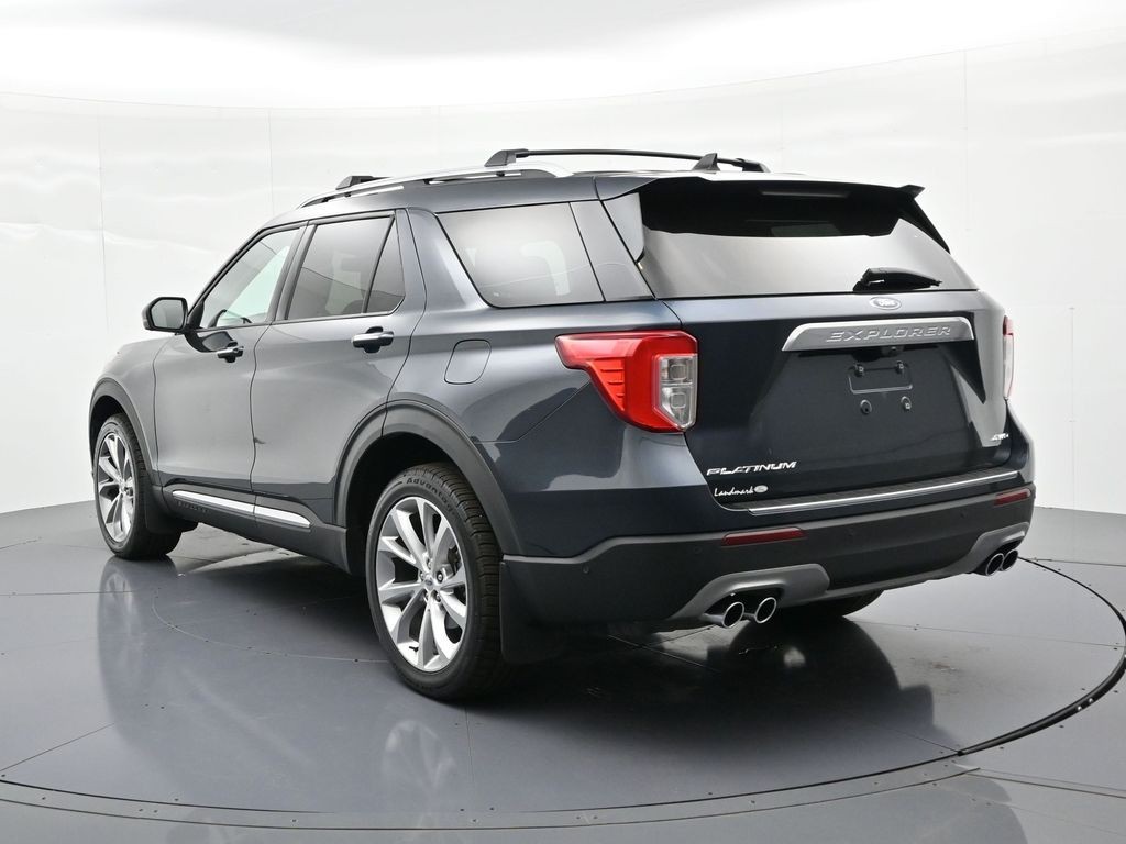 Ford Explorer Vehicle Full-screen Gallery Image 08