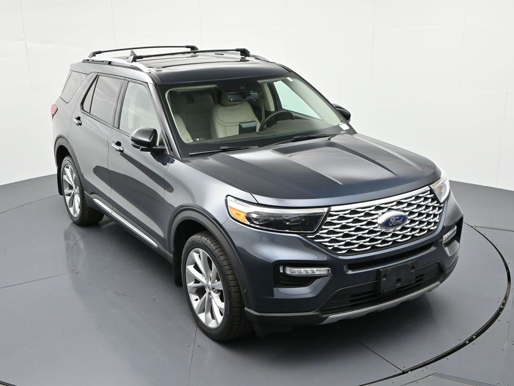Ford Explorer Vehicle Full-screen Gallery Image 24