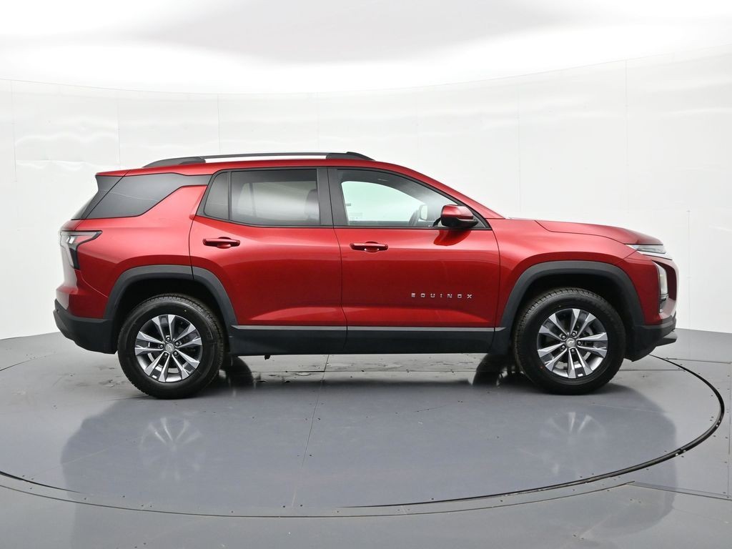 Chevrolet Equinox Vehicle Full-screen Gallery Image 05