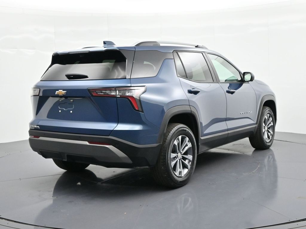 Chevrolet Equinox Vehicle Full-screen Gallery Image 06